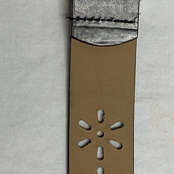 Faux Leather Daisy Cut Out Black Belt 2X Silver Metallic Buckle Boho Western - Picture 8 of 8